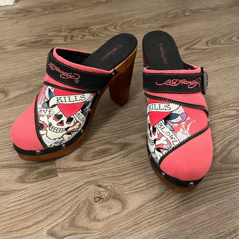 ED HARDY pink zipper mules